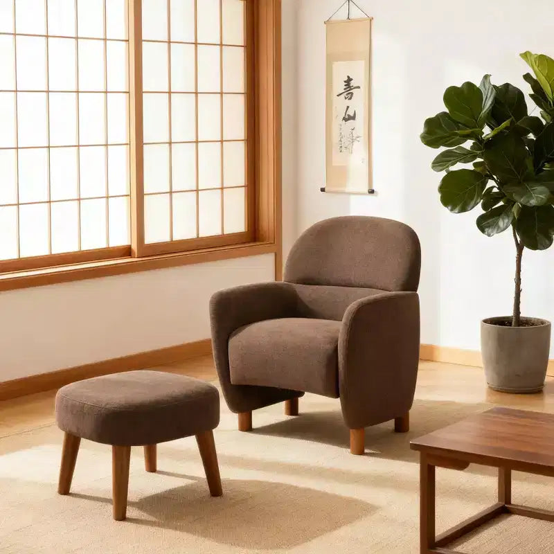 Chaise rembourrée en tissu de loisirs avec pouf