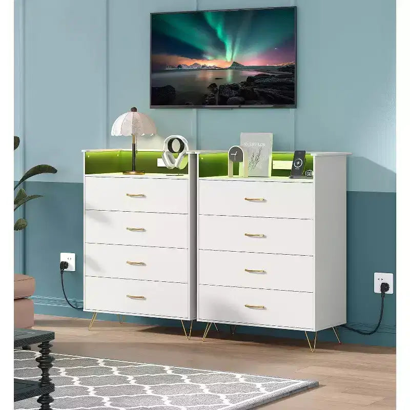 Commode avec station de charge Commode haute en bois à 4 tiroirs Grand meuble de rangement