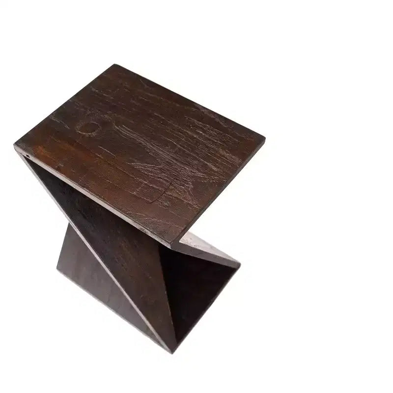 Tabouret torsadé en teck foncé pour douche et bain